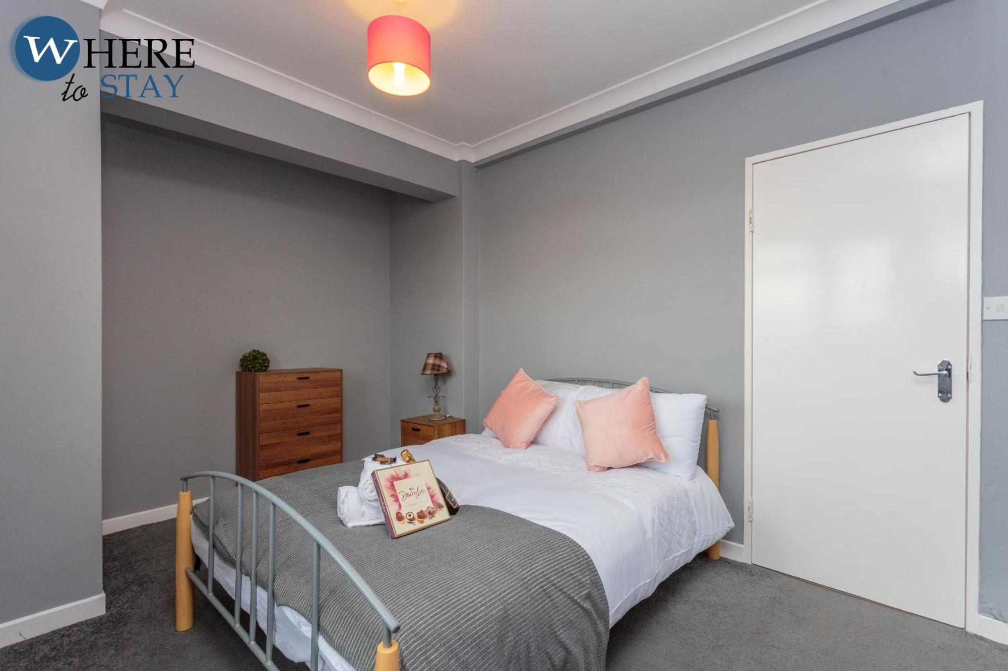 Stunning 3 Bedroom Apartment EDI Kültér fotó